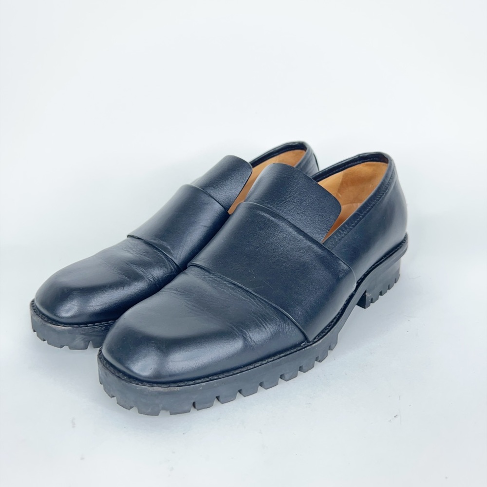 COS Black Loafers Chunky Lug Sole Leather Slip On Classic Neutral Size 8